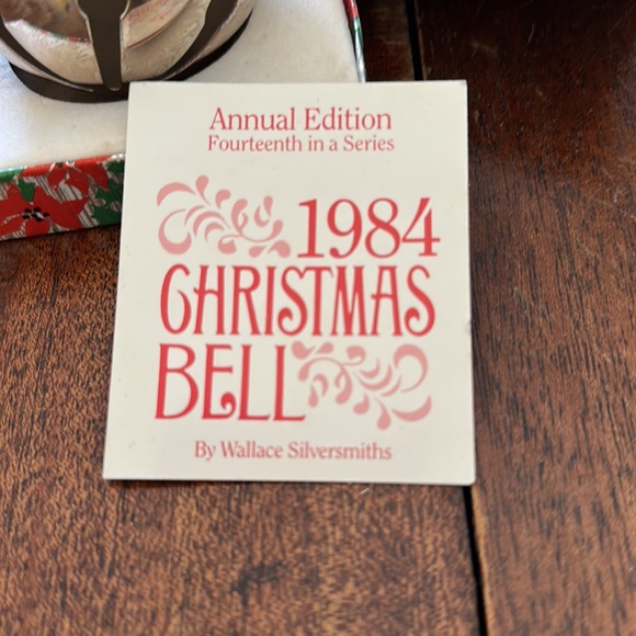 Wallace 1984 Annual Bell - Picture 3 of 3